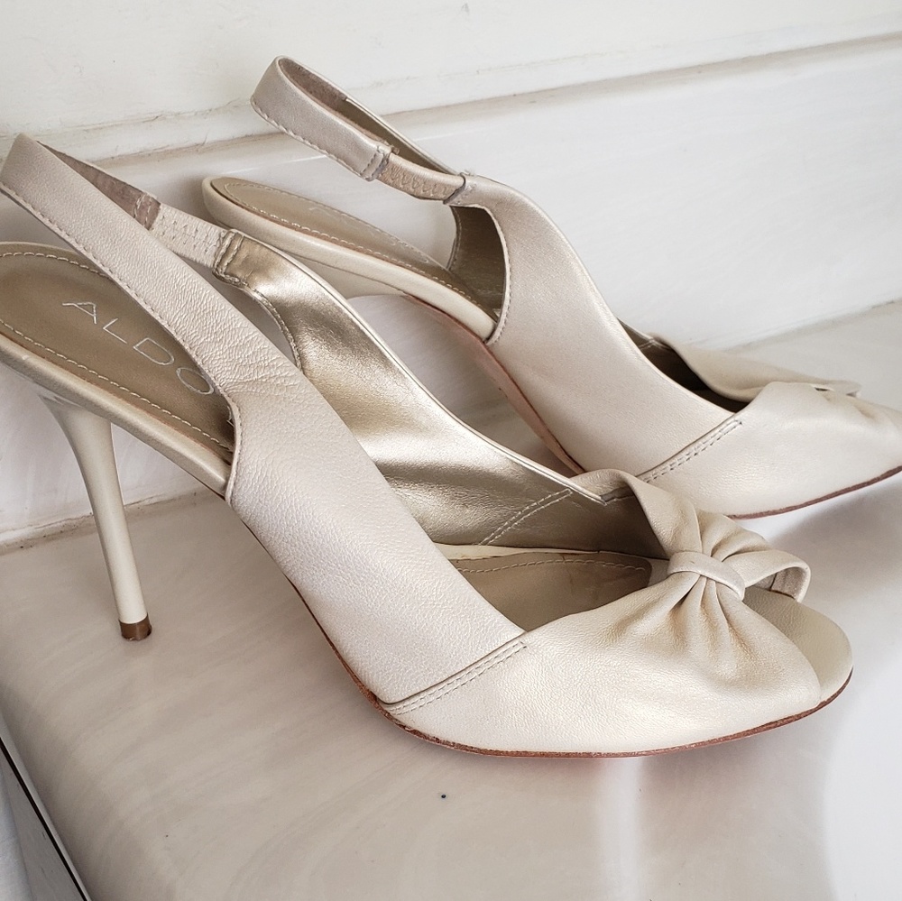 Dress sandal